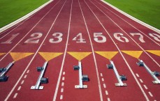 开云中国官网_曼联球迷组织策划抗议，对阵富勒姆时抨击拉特克利夫为无能的小丑