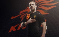 开云综合服务：西甲前瞻，巴萨主场迎战奥萨苏纳，攻防对决折射争冠悬念